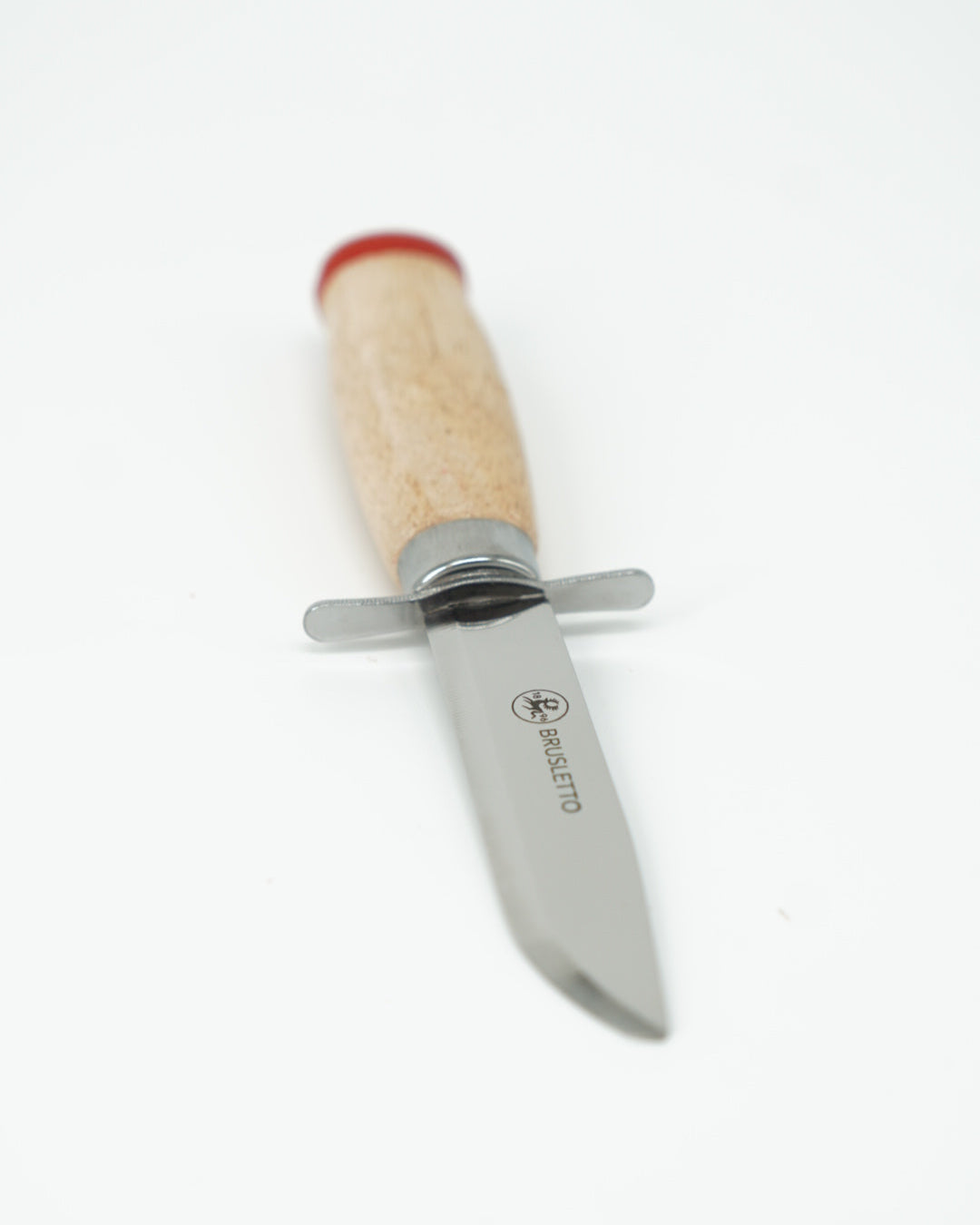 Speiderkniv med butt tupp fra Snekkerbua – en robust og pålitelig kniv ideell for speidere og utendørsaktiviteter, designet for sikker bruk og langvarig ytelse.