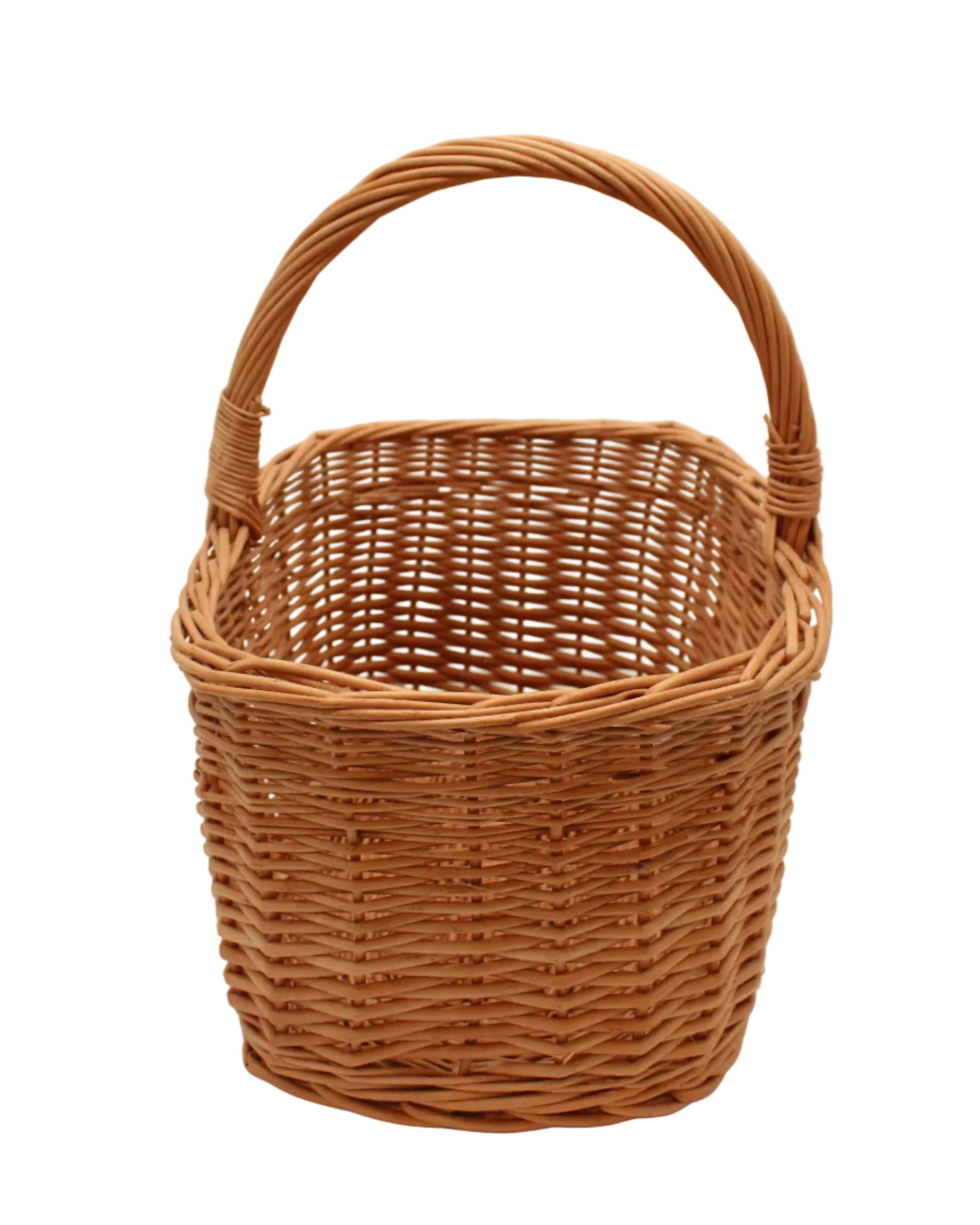Stor og romslig kurv i pil med rette sider og dyp, praktisk form. Perfekt som handlekurv, strikkekurv eller til oppbevaring av aviser og flasker. Solid håndverk i naturmateriale, mål 41 x 32 x 23/41 cm, egnet både hjemme, på hytta og til hverdagsbruk.