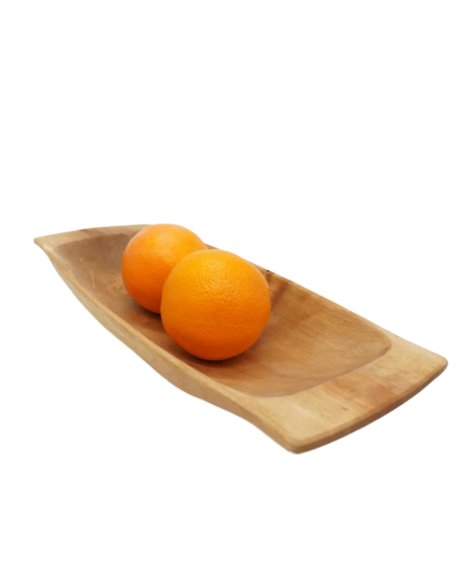 Tradisjonelt traubord i bjørk, perfekt for både dekorasjon og funksjon. Håndlaget med fokus på kvalitet og tidløs design. Finnes hos Snekkerbua.